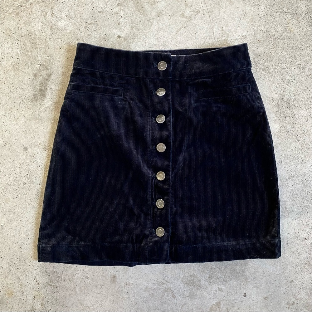 Aritzia Wilfred Free Karmen corduroy A line button up mini skirt